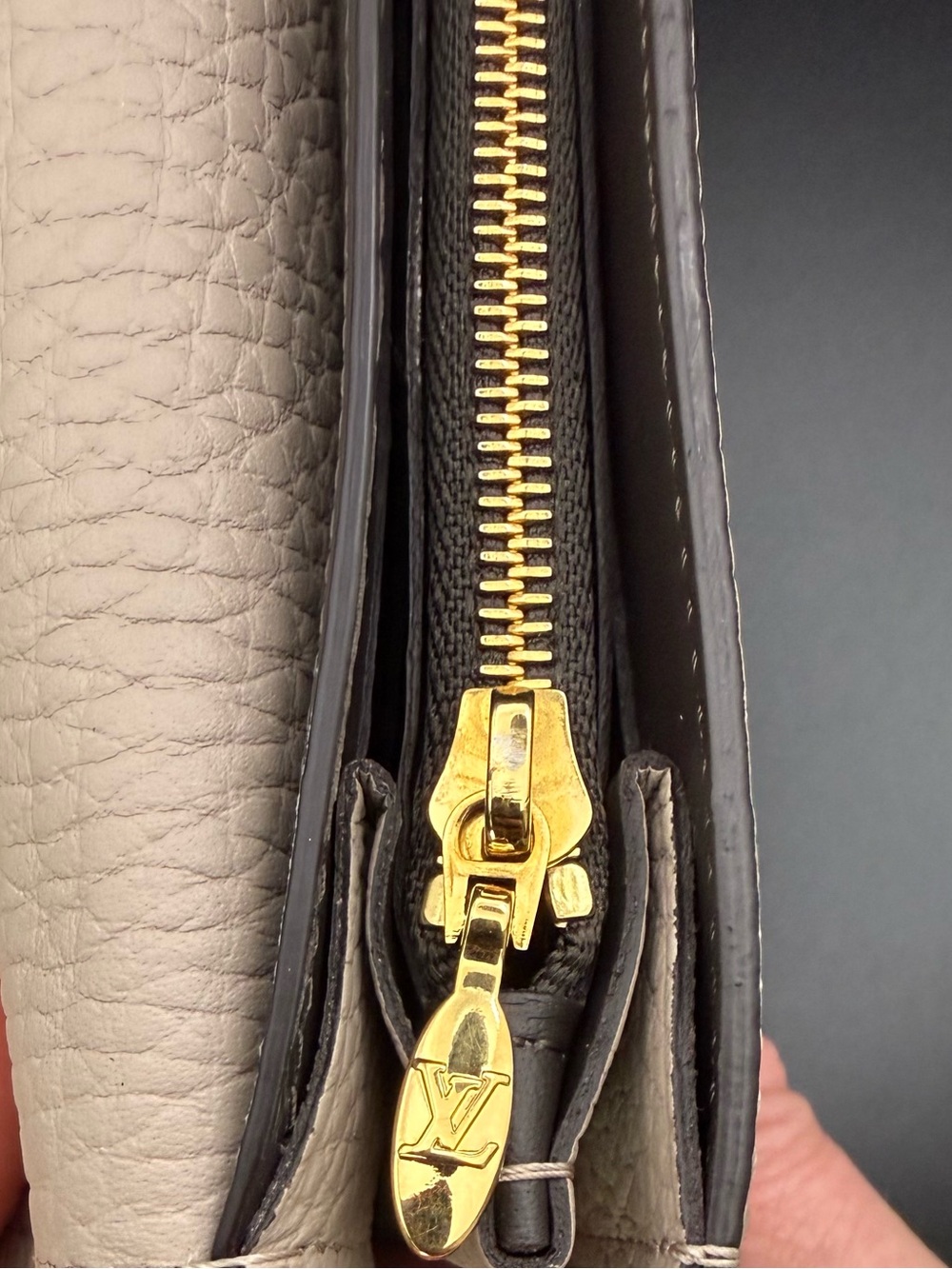 Louis Vuitton Cream Leather Flap Clutch with Gold LV Emblem - Picture 10 of 13